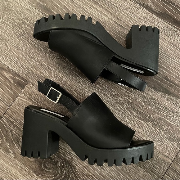 Steve Madden Sunnyside Block Heel 